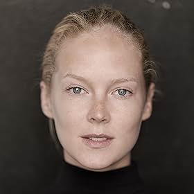 Rosy McEwen